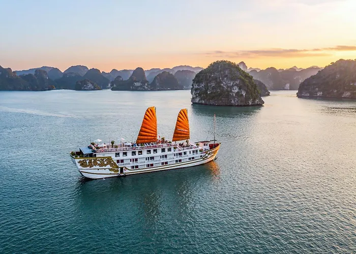 Indochina Sails 5*