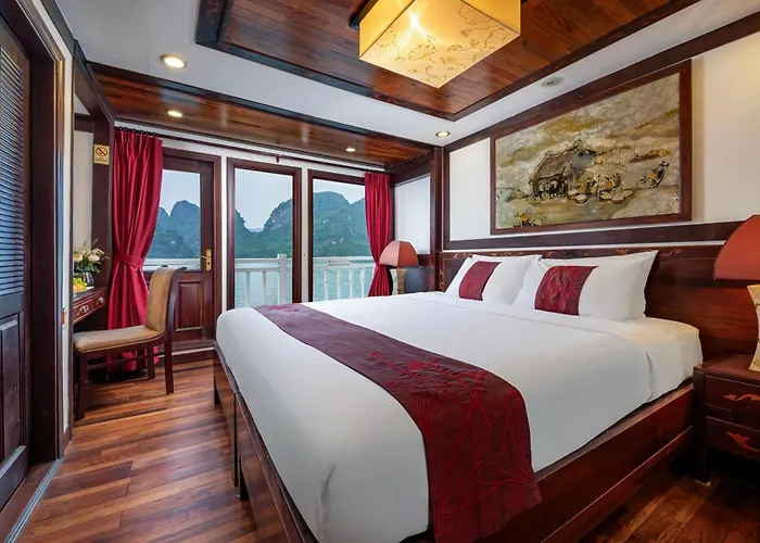 Indochina Sails  5*