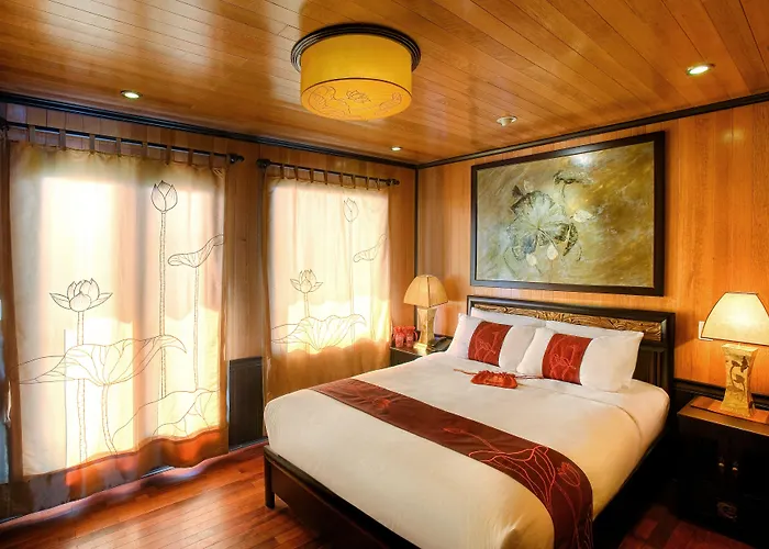Indochina Sails 
