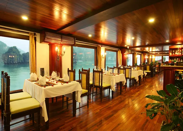  Indochina Sails Hạ Long