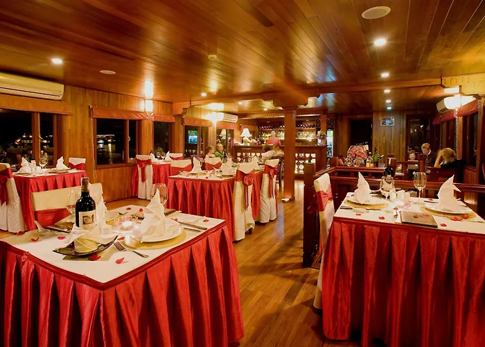 Indochina Sails 5*