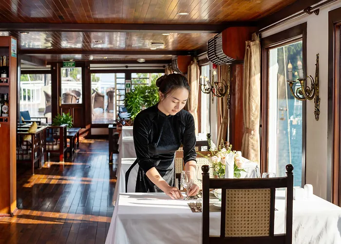 Indochina Sails 5*
