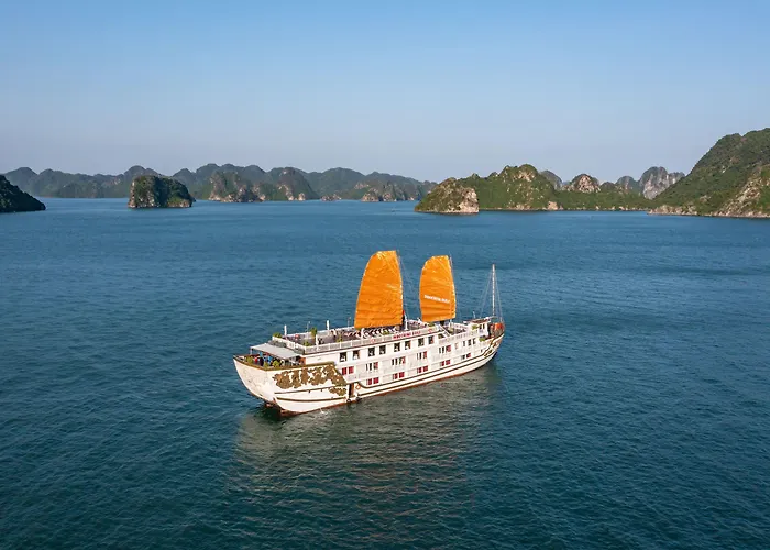  Indochina Sails Hạ Long
