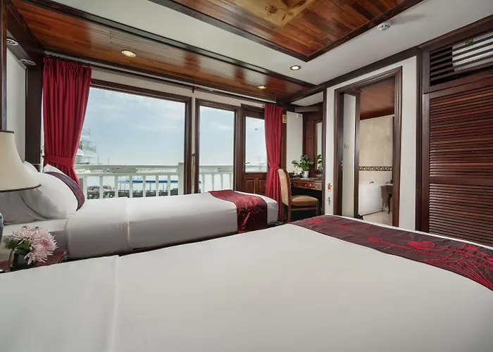  Indochina Sails Hạ Long