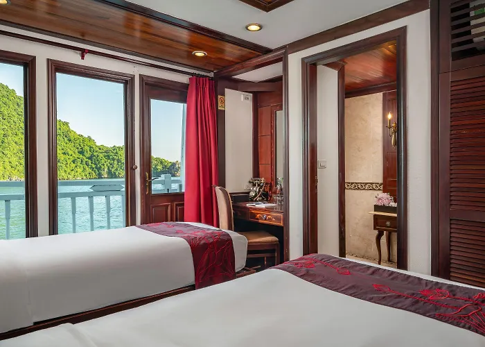 Indochina Sails  5*